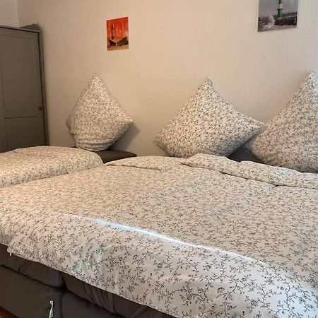 Beste Lage In Rostock: 2-Zimmerwohnung Mit Balkon Im 1.Og Екстериор снимка